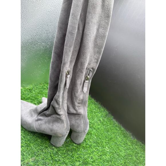 Charolette Russe- Gray Suede- Over the Knee Heeled Boots - Size 8 W - Picture 7 of 9